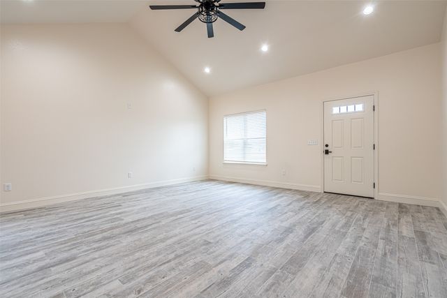 710 N Post Oak Street, Dublin, TX 76446