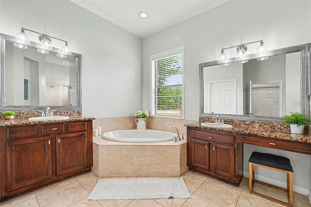 3220 MAJESTIC VIEW DRIVE, Lutz, FL 33558