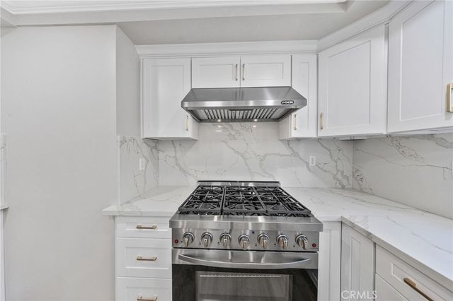 9040 Broadway, Temple City, CA 91780