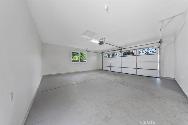 9040 Broadway, Temple City, CA 91780