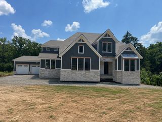 6841 Old Charlotte Pike, Nashville, TN 37209