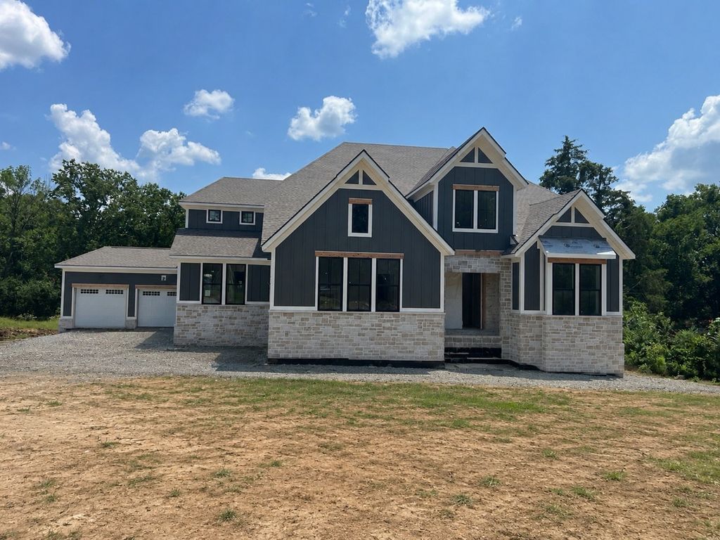 6841 Old Charlotte Pike, Nashville, TN 37209