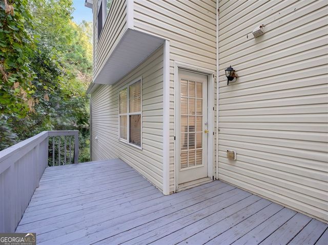 310 Rockingham Drive, Loganville, GA 30052