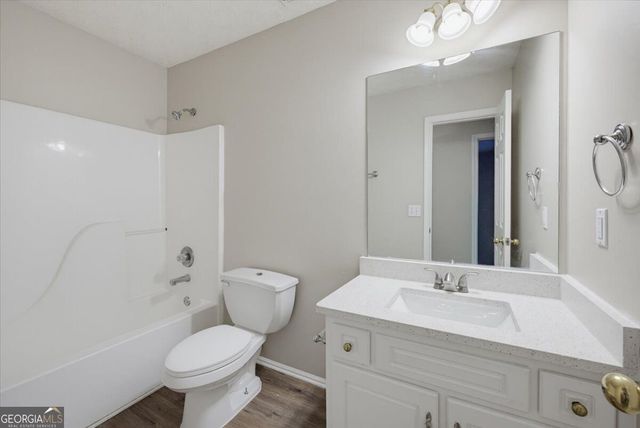 310 Rockingham Drive, Loganville, GA 30052