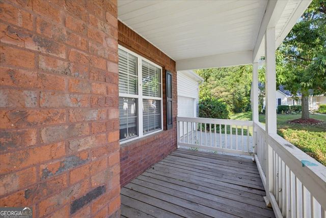 310 Rockingham Drive, Loganville, GA 30052