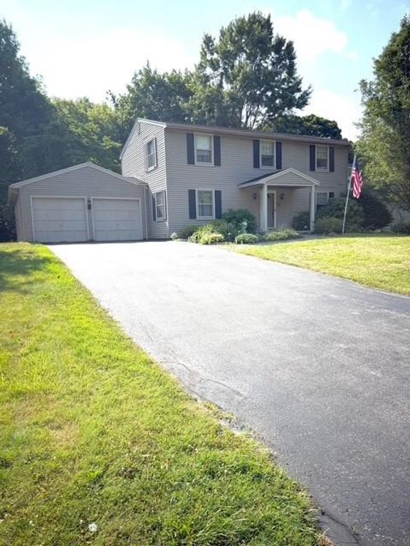 56 Tree Brook Drive, Penfield, NY 14625