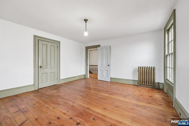142 Island Road, Mahwah, NJ 07430