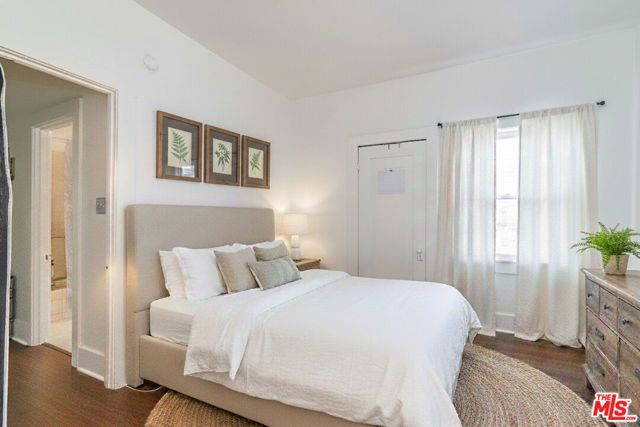 2249 W 29th Street, Los Angeles, CA 90018