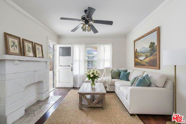 2249 W 29th Street, Los Angeles, CA 90018