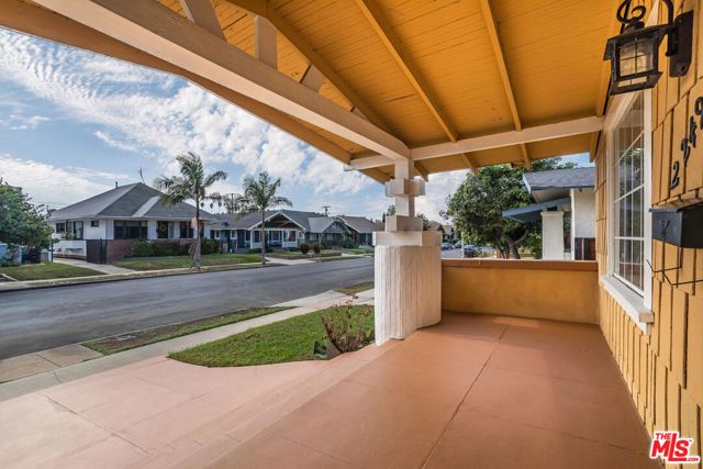 2249 W 29th Street, Los Angeles, CA 90018