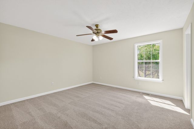 504 Bloomfield Ct, La Vergne, TN 37086