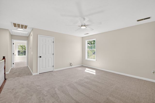 504 Bloomfield Ct, La Vergne, TN 37086