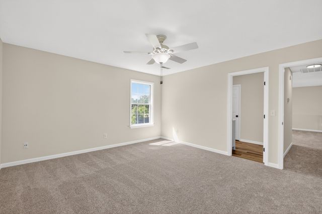 504 Bloomfield Ct, La Vergne, TN 37086