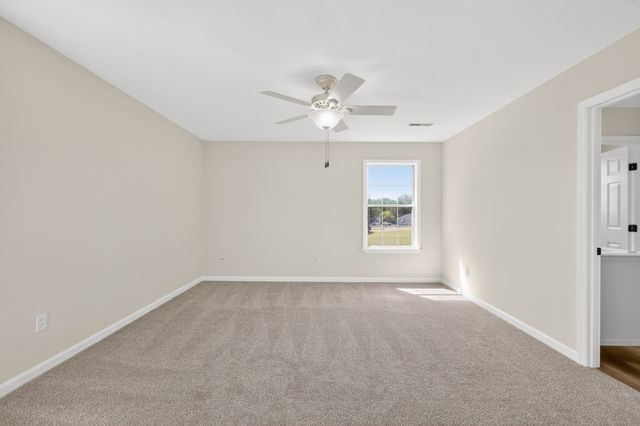 504 Bloomfield Ct, La Vergne, TN 37086