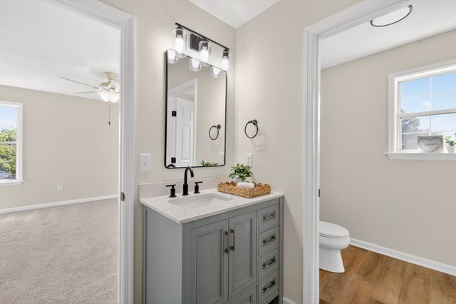 504 Bloomfield Ct, La Vergne, TN 37086