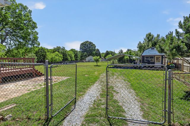 504 Bloomfield Ct, La Vergne, TN 37086