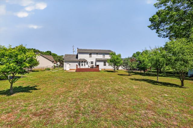 504 Bloomfield Ct, La Vergne, TN 37086