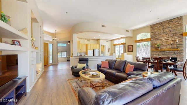 34687 N 93RD Place, Scottsdale, AZ 85262