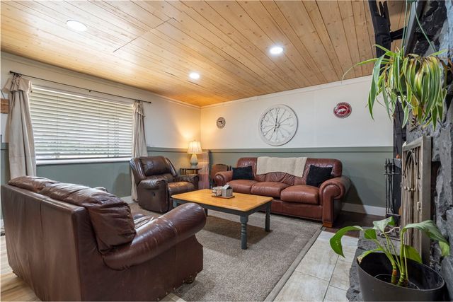 9402 stone Lane, Omaha, AR 72662