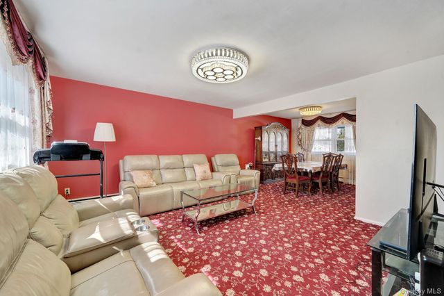 54 Cypress Avenue, Bethpage, NY 11714