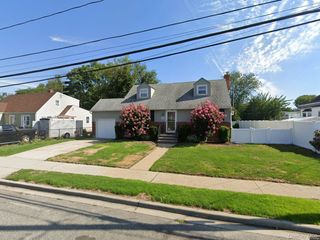54 Cypress Avenue, Bethpage, NY 11714