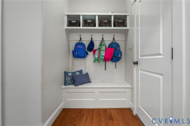 3718 Wivenhall Dr, Midlothian, VA 23112