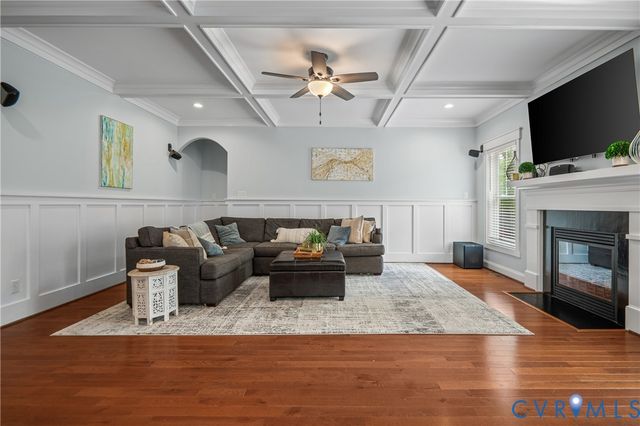 3718 Wivenhall Dr, Midlothian, VA 23112