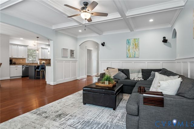 3718 Wivenhall Dr, Midlothian, VA 23112