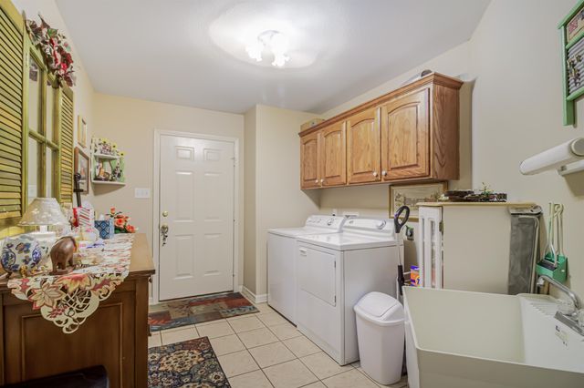 1328 Cherokee Trace, Gilmer, TX 75644