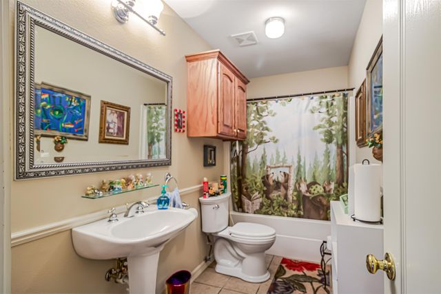 1328 Cherokee Trace, Gilmer, TX 75644