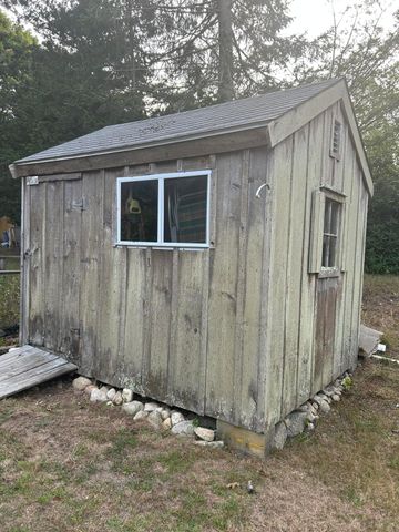 7 Delta Street, Hyannis, MA 02601