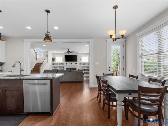 15619 Willowmore Dr, Midlothian, VA 23112