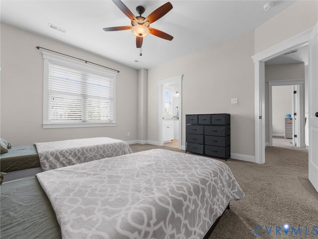 15619 Willowmore Dr, Midlothian, VA 23112