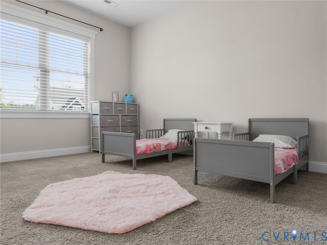 15619 Willowmore Dr, Midlothian, VA 23112