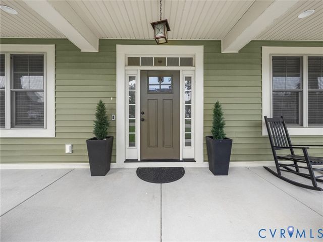 15619 Willowmore Dr, Midlothian, VA 23112