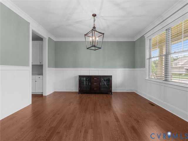 15619 Willowmore Dr, Midlothian, VA 23112