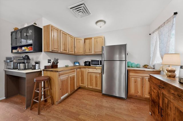 2120 Alvarado Drive NE, Albuquerque, NM 87110