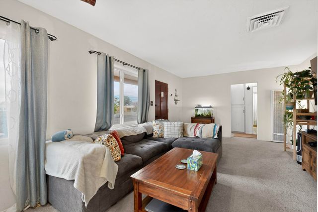 2120 Alvarado Drive NE, Albuquerque, NM 87110