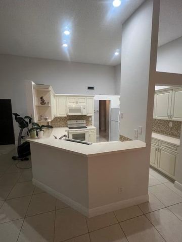 10101 COSTA DEL SOL Boulevard G-56, Doral, FL 33178