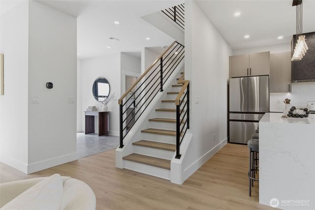 10930 NE 120th Street, Kirkland, WA 98034