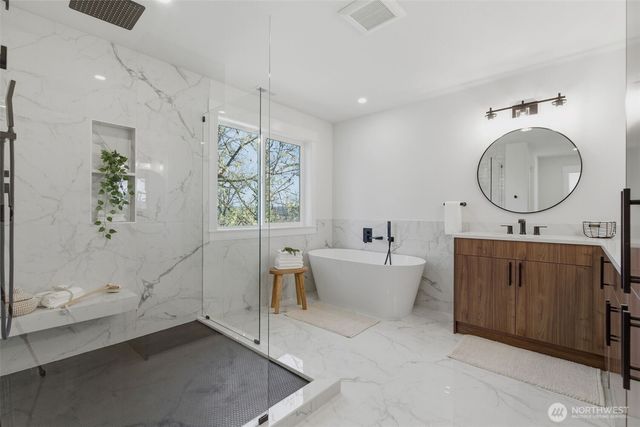 10930 NE 120th Street, Kirkland, WA 98034