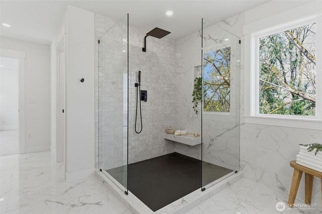 10930 NE 120th Street, Kirkland, WA 98034