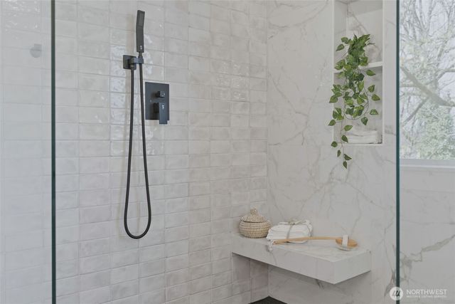 10930 NE 120th Street, Kirkland, WA 98034