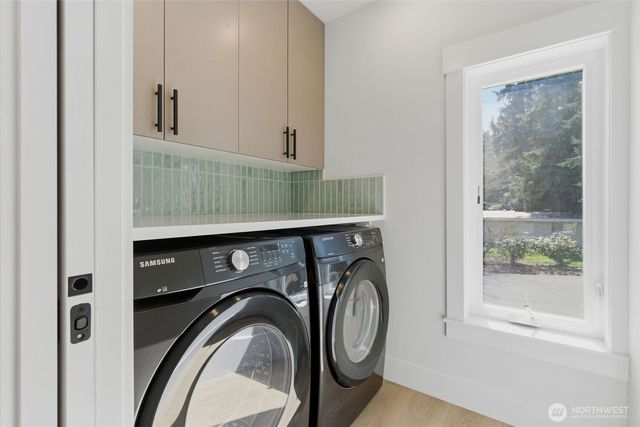 10930 NE 120th Street, Kirkland, WA 98034