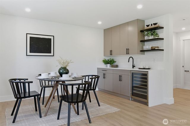 10930 NE 120th Street, Kirkland, WA 98034