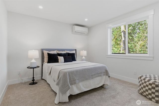 10930 NE 120th Street, Kirkland, WA 98034