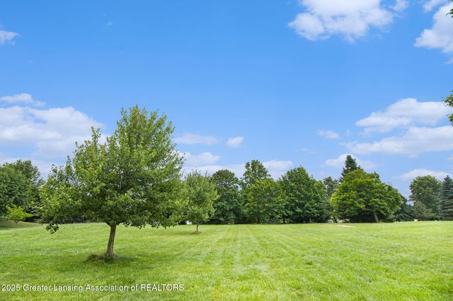 4350 Fruitbelt Lane, Williamston, MI 48895