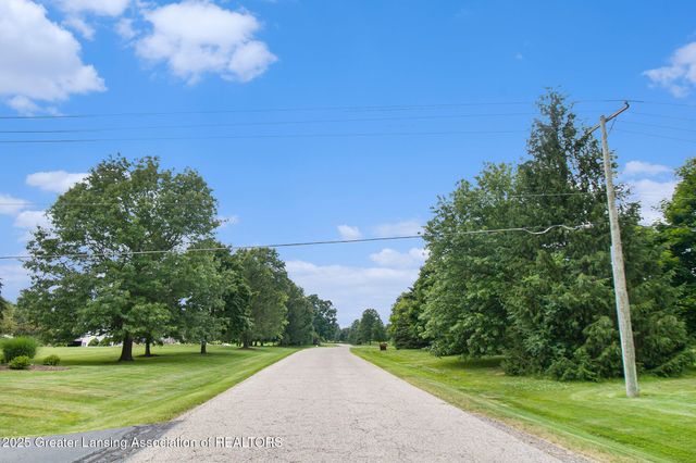 4350 Fruitbelt Lane, Williamston, MI 48895