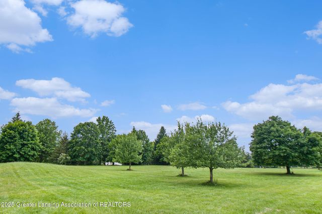 4350 Fruitbelt Lane, Williamston, MI 48895