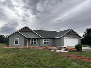 62155 E 270 Road, Grove, OK 74344